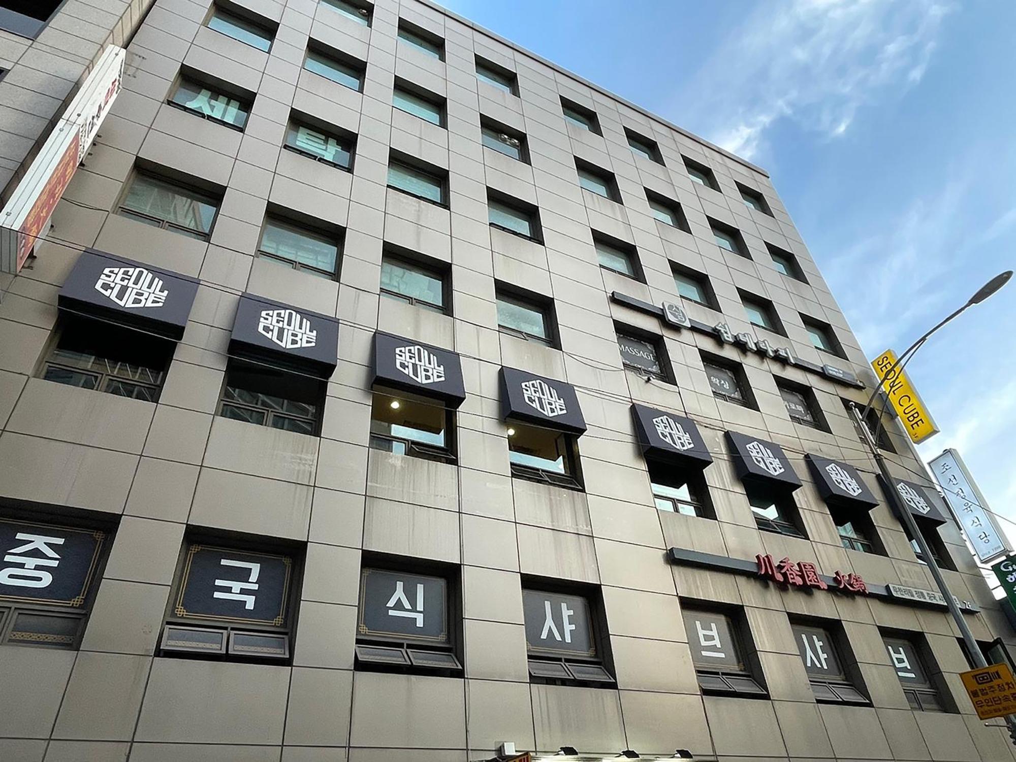 Готель Seoul Cube Myeongdong Екстер'єр фото